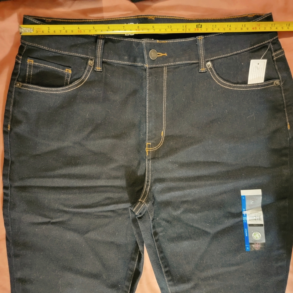 Mid-Rise Boot Cut Jeans